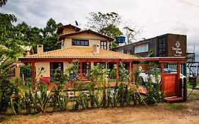 Pousada Container Village